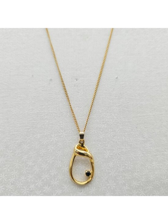 Unbranded Jewelry - Gold-Plated Pendant Necklace With Black Accent Stone & Delicate Chain 16"